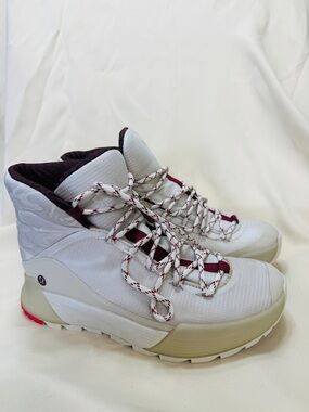 Lululemon Team Canada olympics closing ceremony Shoe Size 9 boots